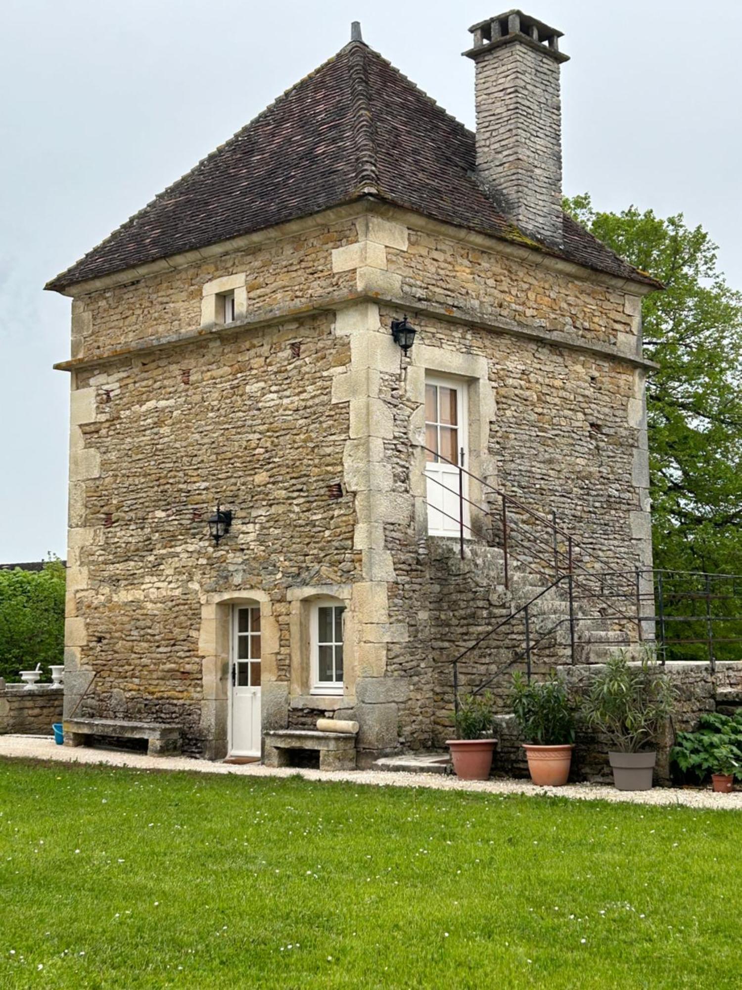 La Buffonnerie Bed & Breakfast Moutiers-Saint-Jean Exterior photo